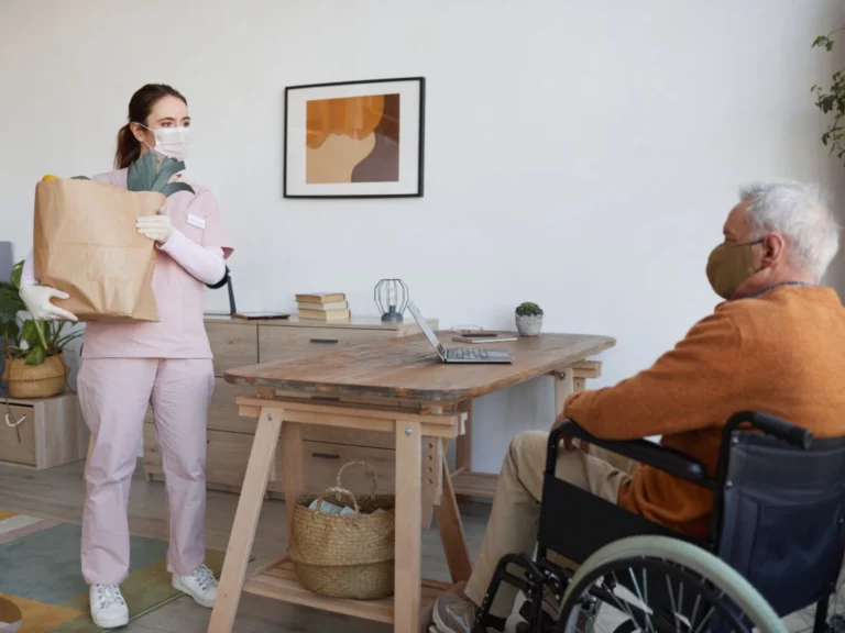 aide à domicile pour personnes en situation de handicap à Niort